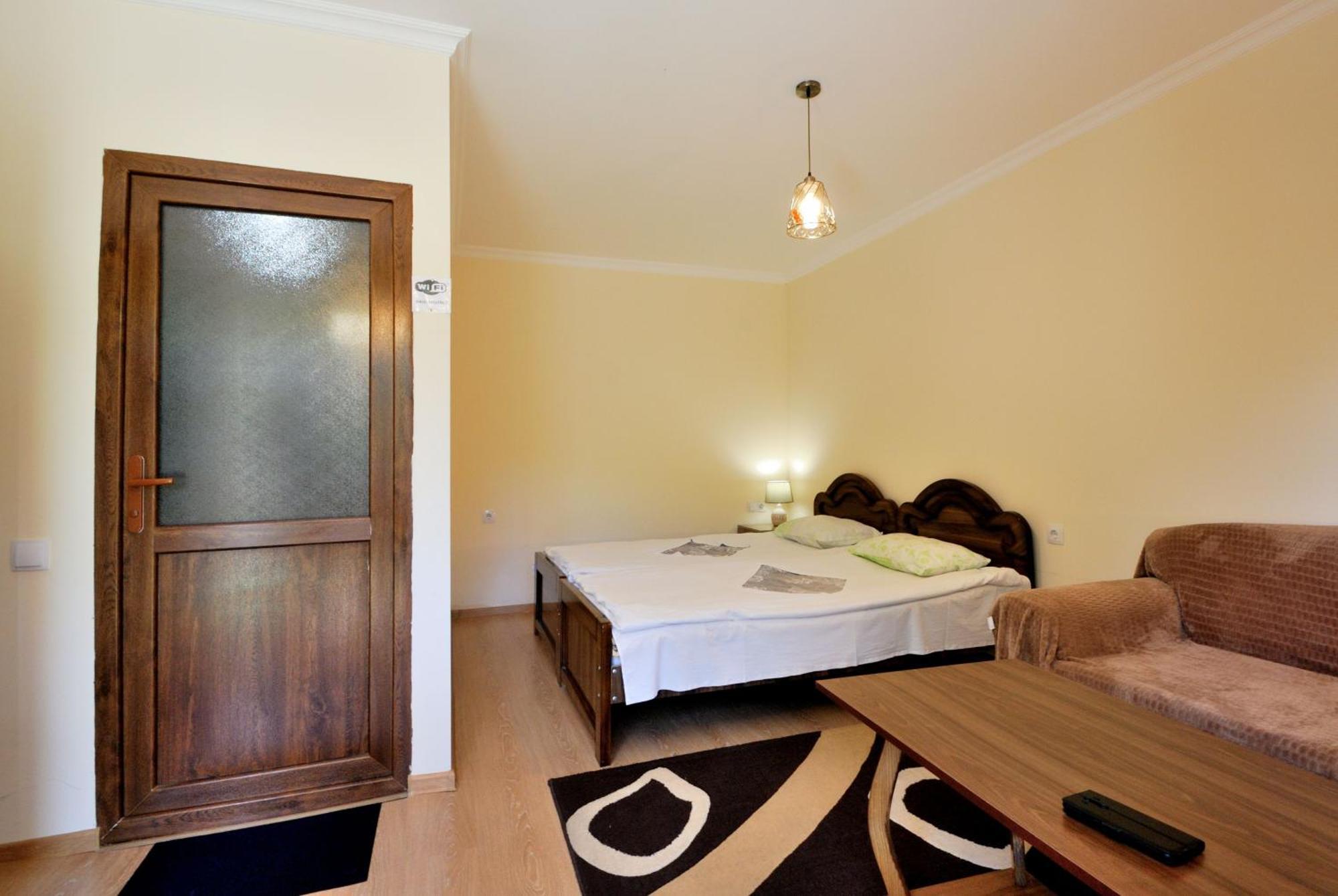 Hotel Vardzia K A L A Aspindza Екстериор снимка